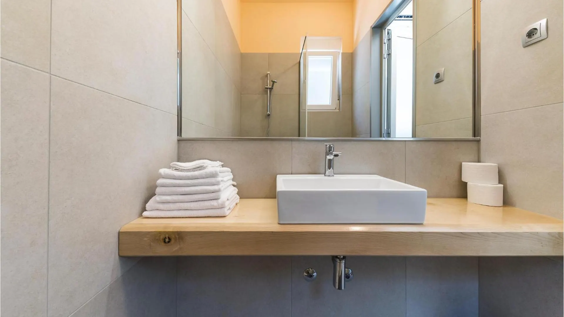 Beautiful Home In Kastel Stari With Jacuzzi Kastel Novi Croatia